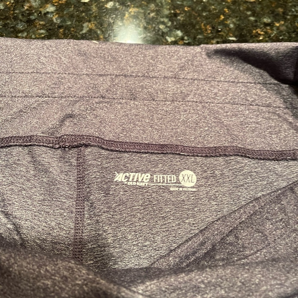 Old Navy Cropped Grey Yoga Pants Sz XXL - Picture 2 of 4